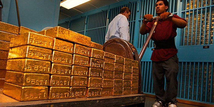 В Индию снижаются поставки золота